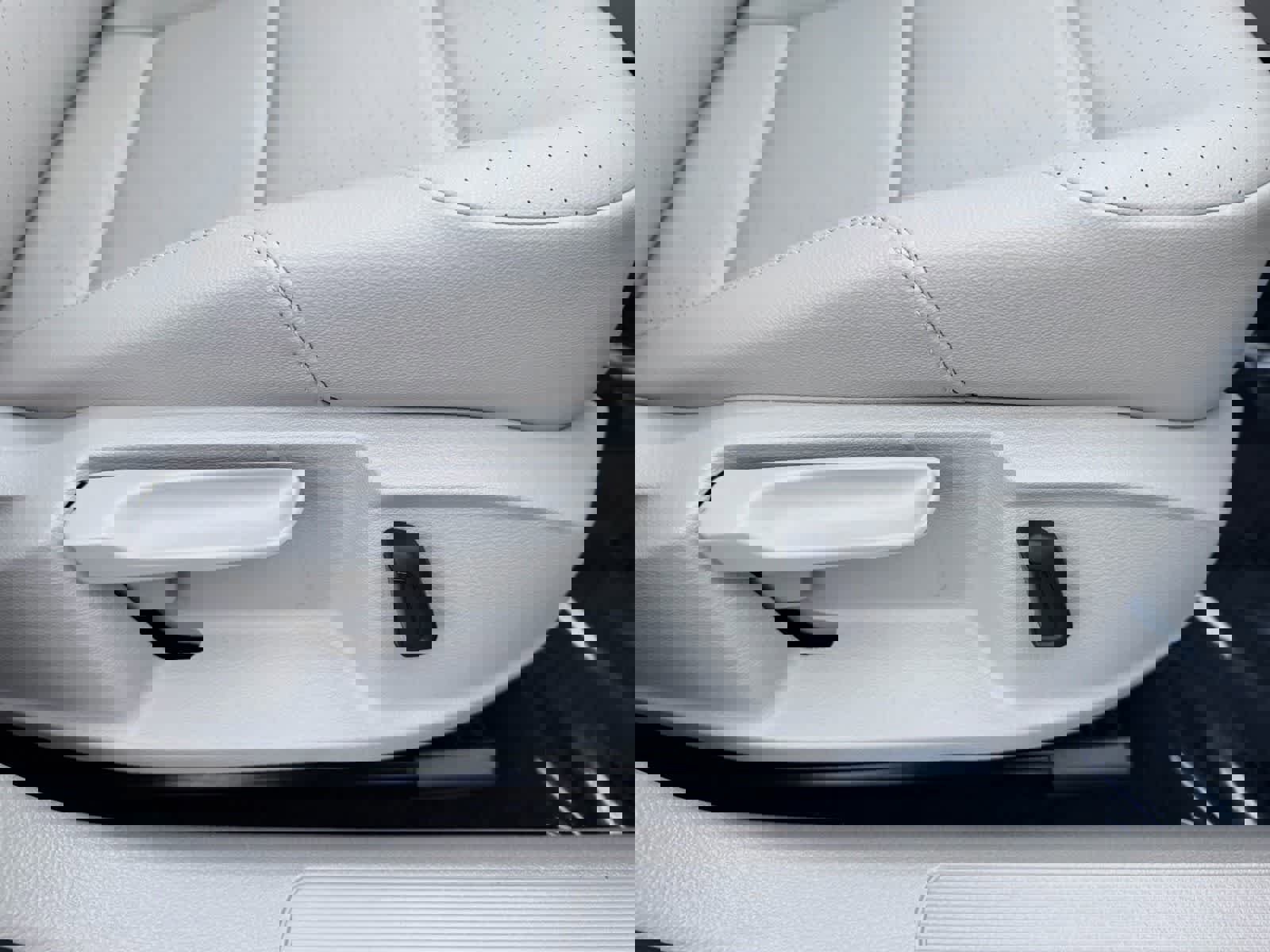 Used 2018 Volkswagen Golf Alltrack SE image 13