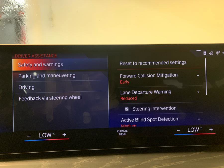 Used 2024 BMW 330i xDrive Sedan w/ Convenience Package image 40