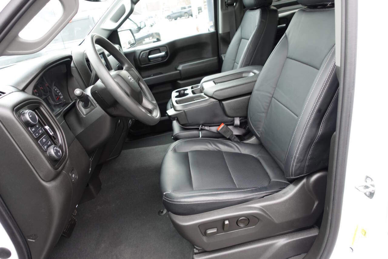 Used 2023 Chevrolet Silverado 1500 Custom w/ Rally Edition image 17