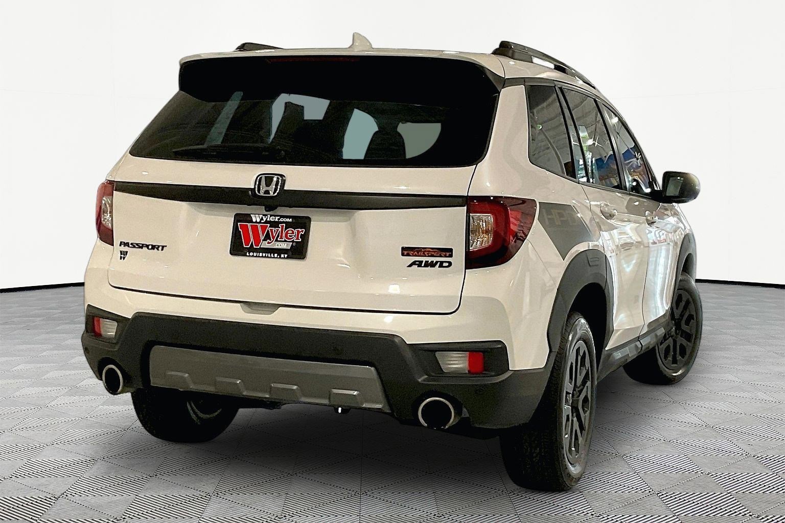Used 2023 Honda Passport TrailSport image 6