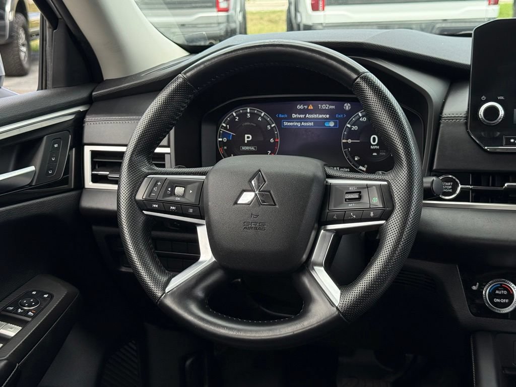 Used 2022 Mitsubishi Outlander SEL AWD/4WD image 7