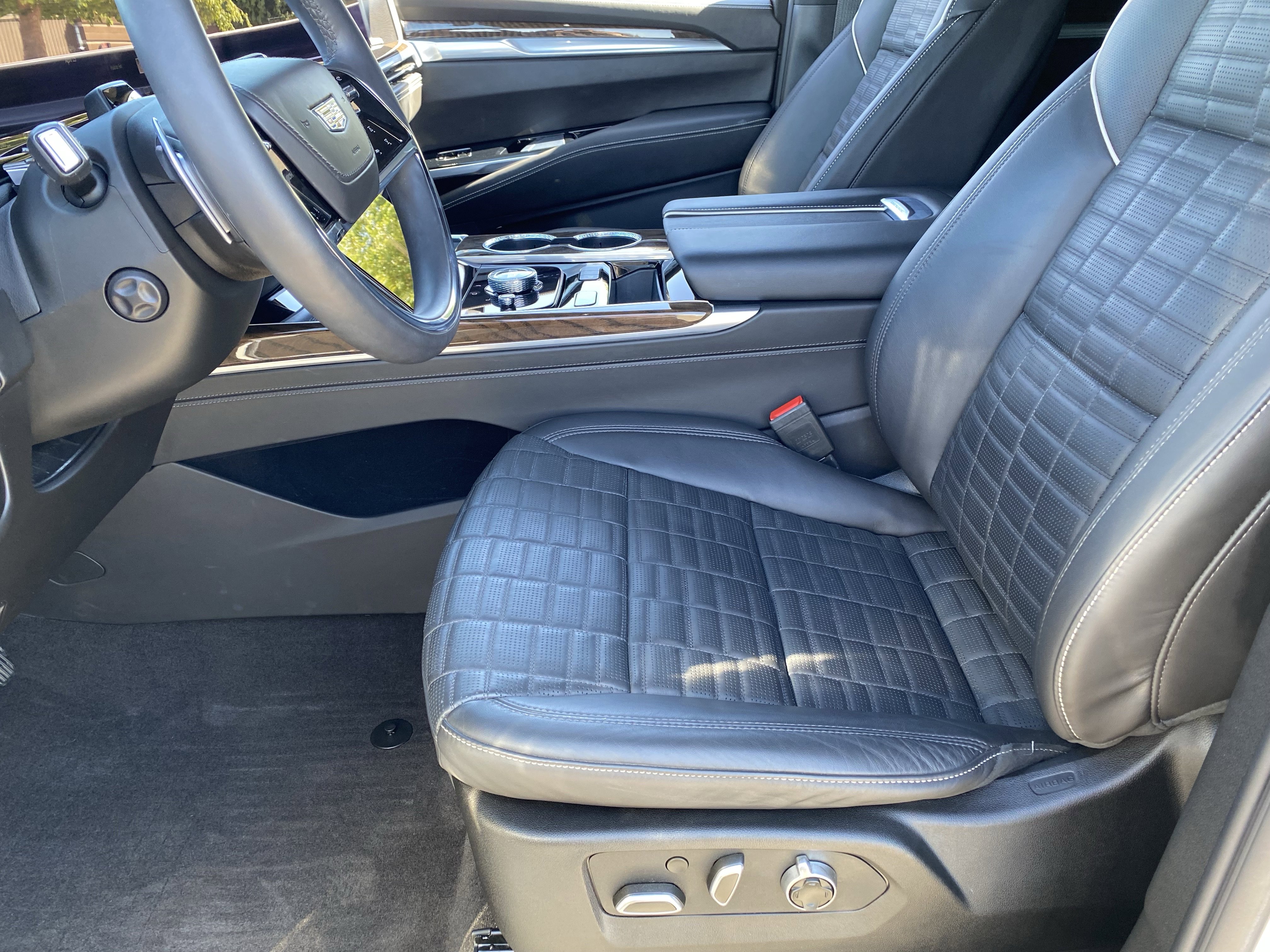 Used 2025 Cadillac Escalade Sport Platinum image 20