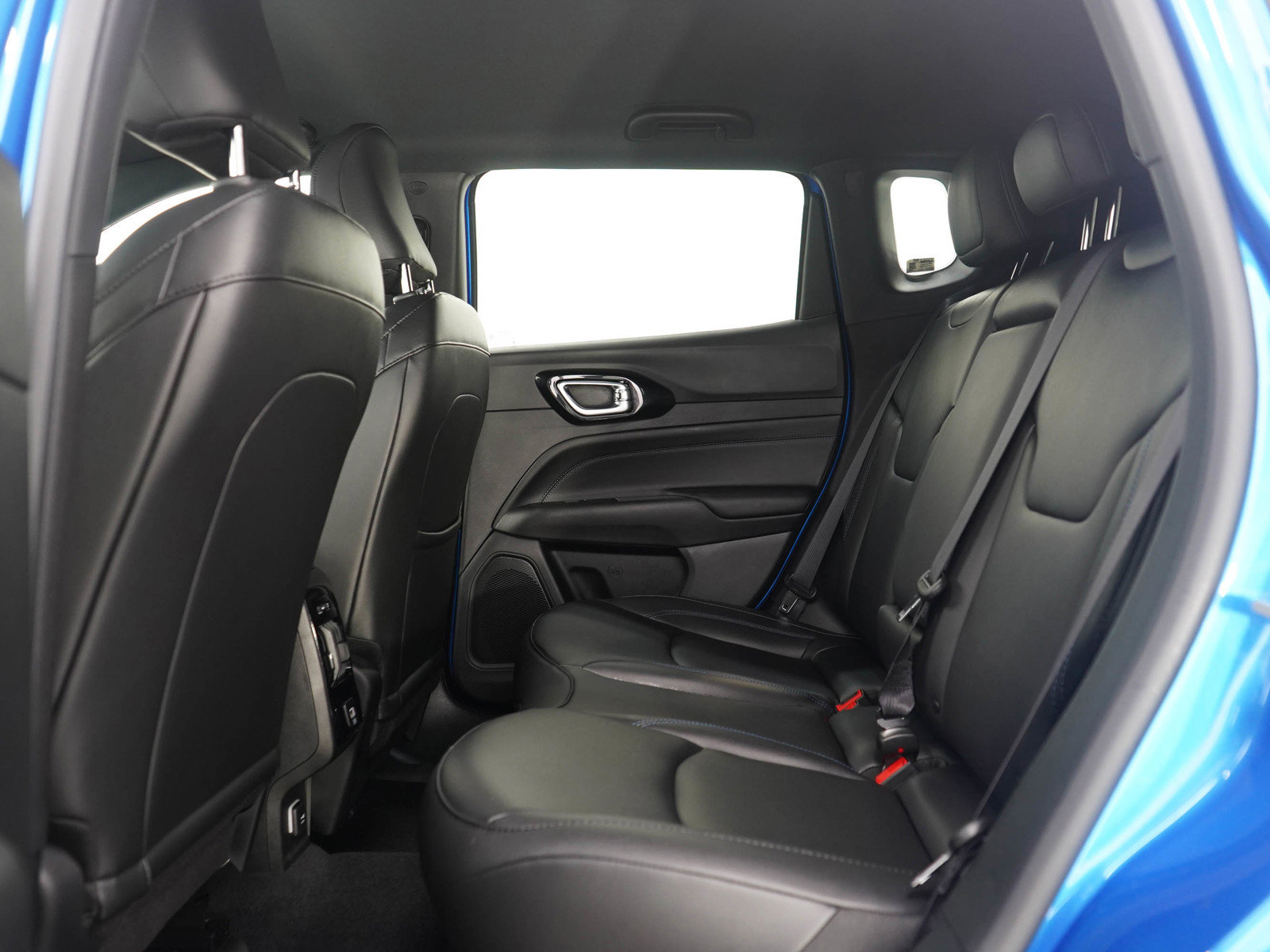 Used 2026 Jeep Compass Limited AWD/4WD image 20