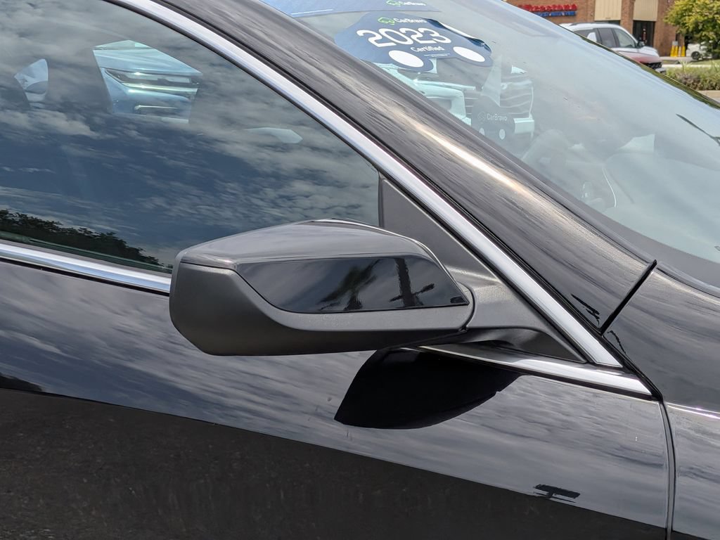 Used 2023 Chevrolet Malibu LT FWD image 11