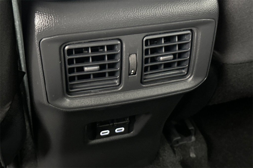 Used 2025 Toyota RAV4 XLE image 14