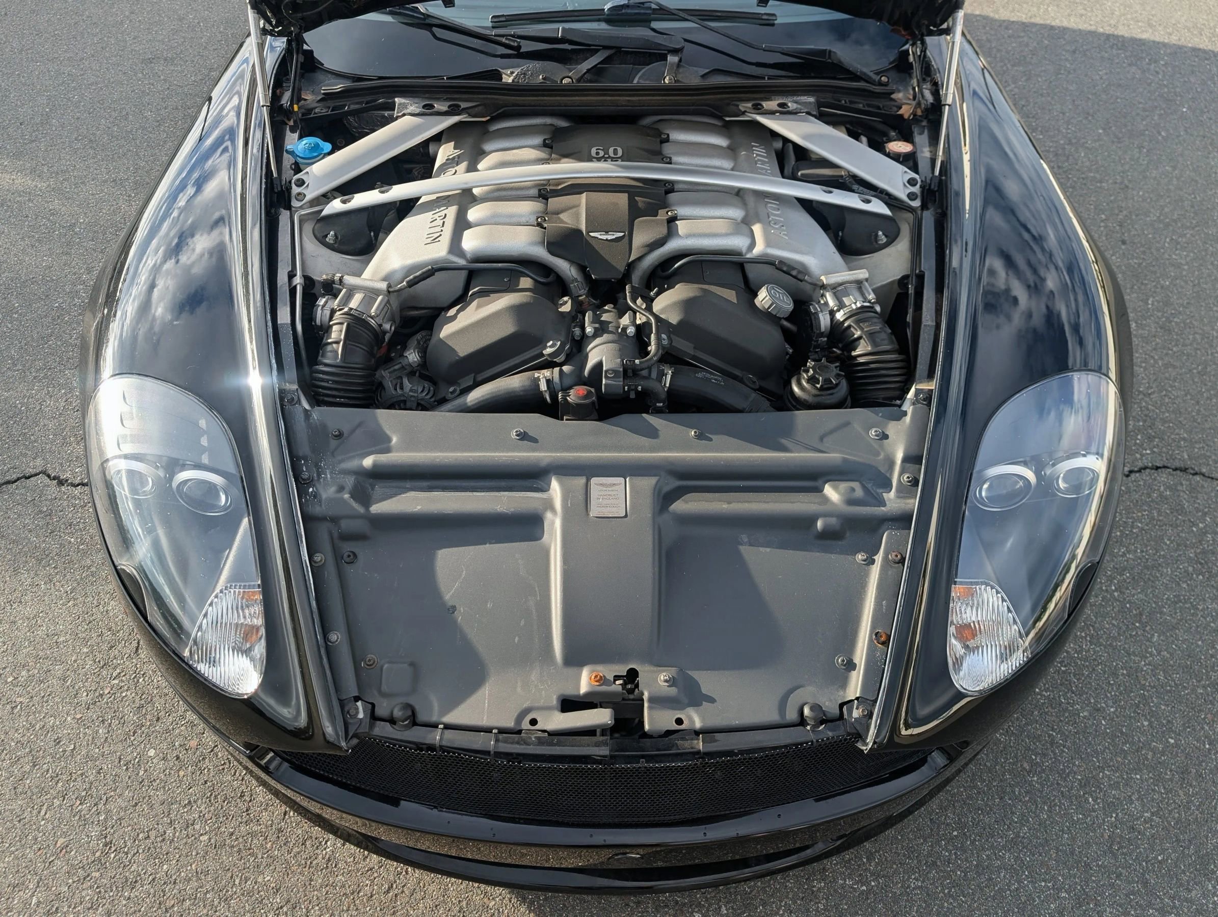 Used 2005 Aston Martin DB9 Volante image 21