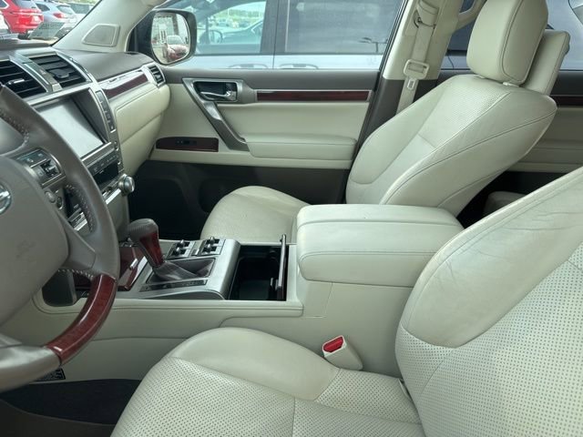 Used 2013 Lexus GX 460 Premium image 4