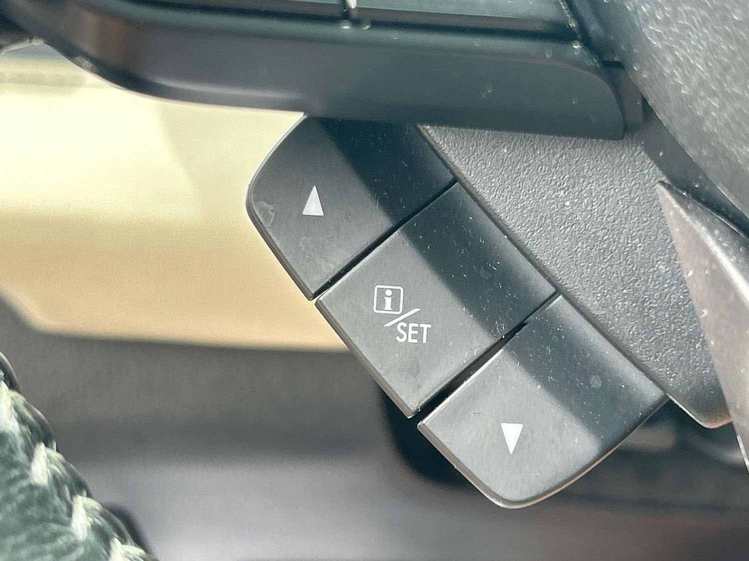 Used 2019 Subaru Ascent Limited w/ Popular Package #3 AWD/4WD image 35