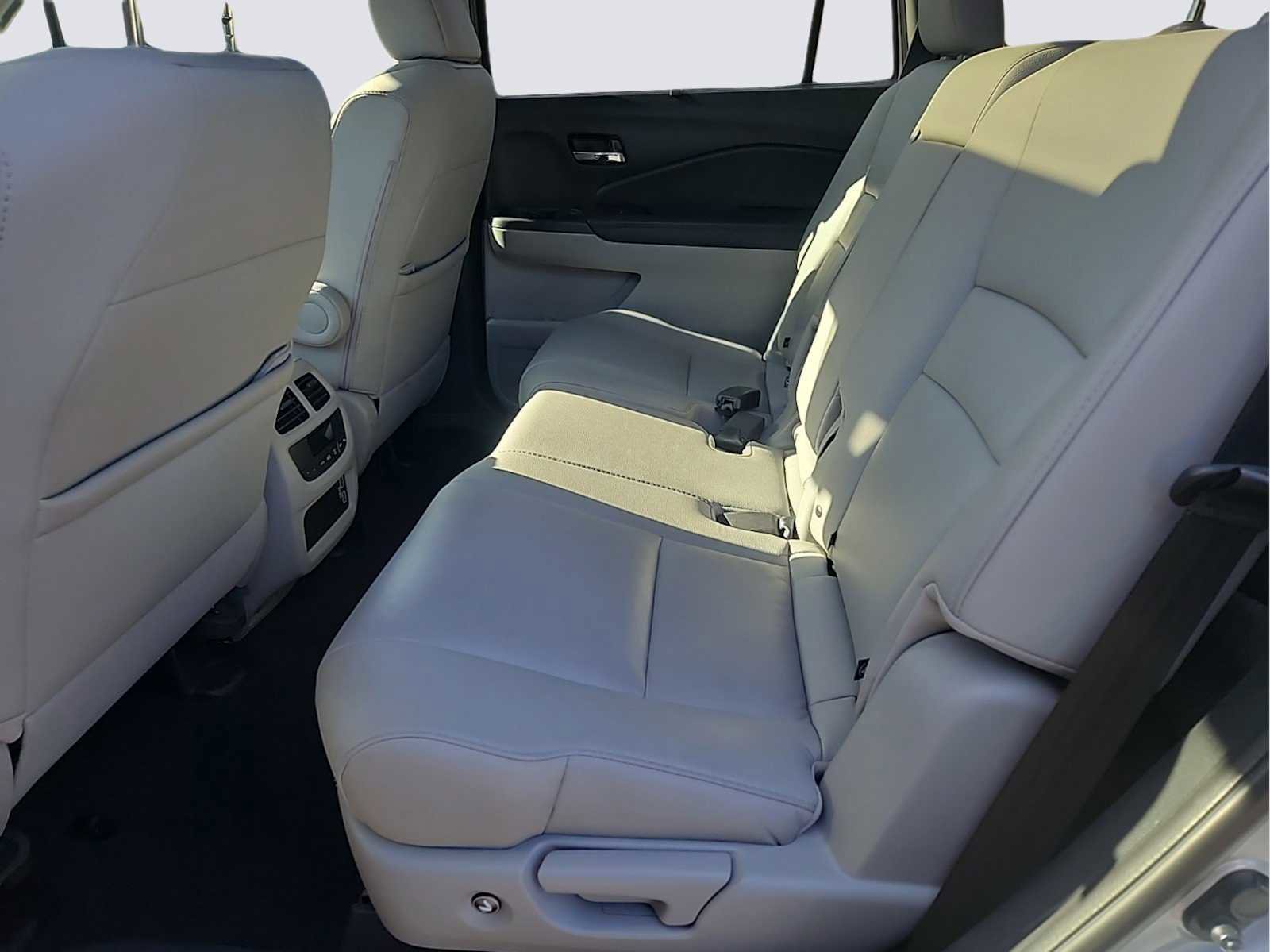 Used 2021 Honda Pilot Special Edition image 30