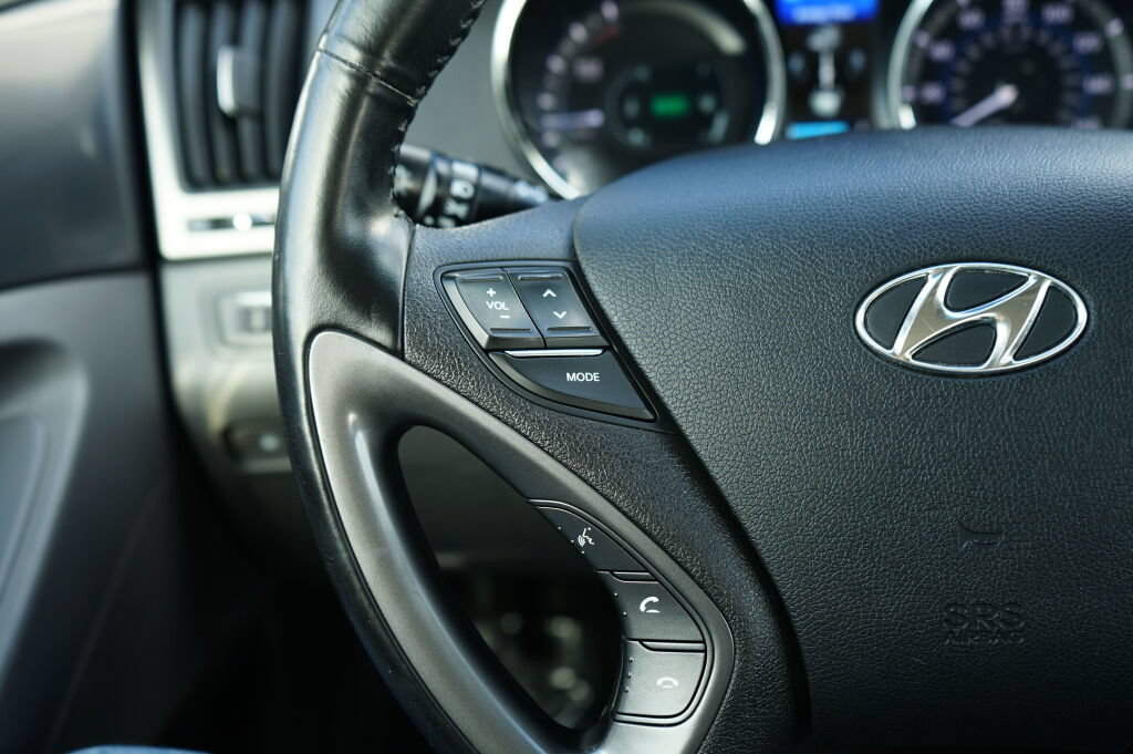 Used 2013 Hyundai Sonata Limited FWD image 30