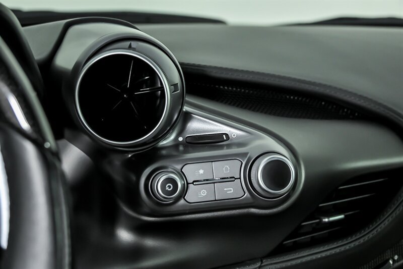 Used 2020 Ferrari F8 Tributo RWD image 30