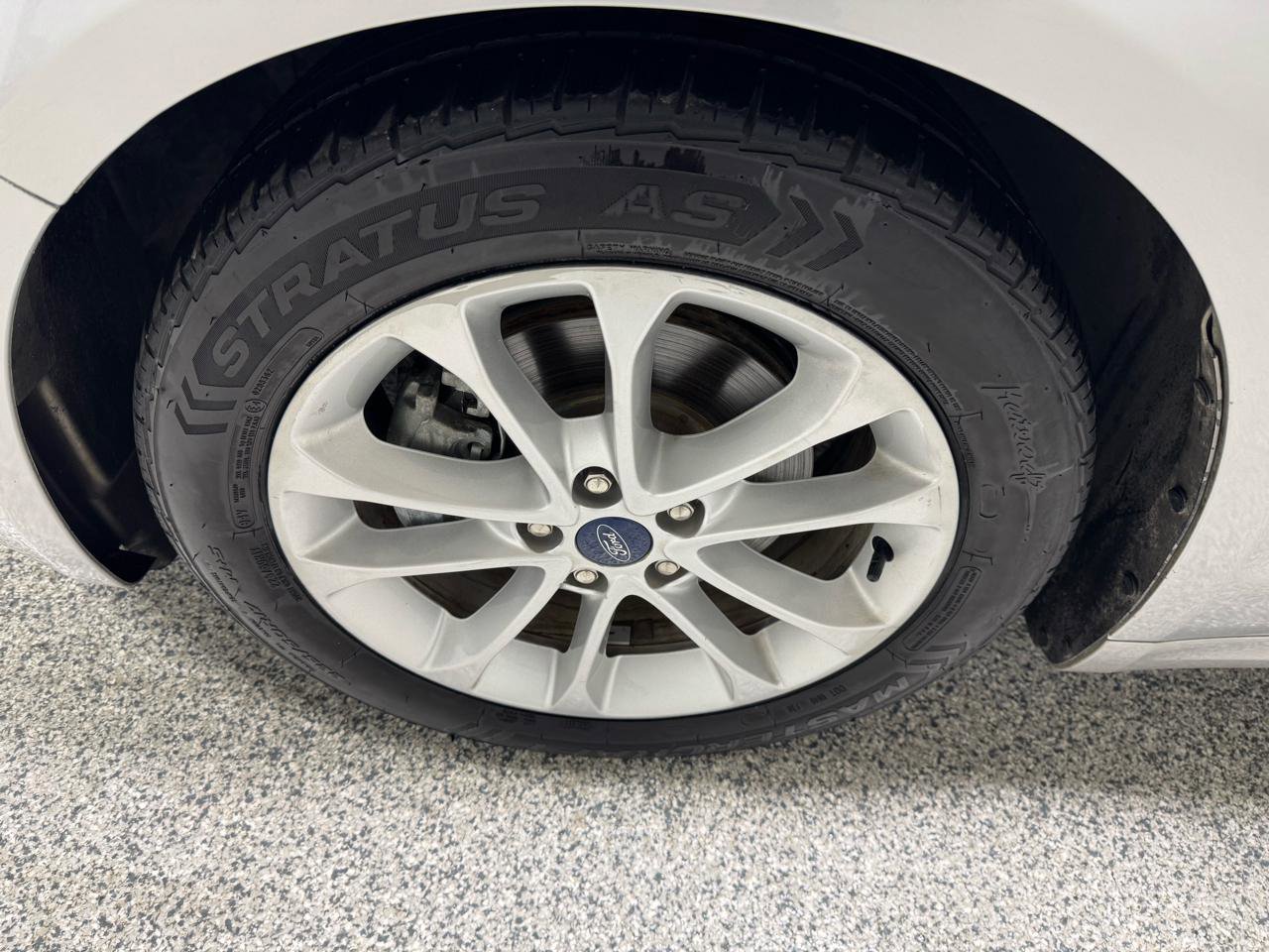 Used 2019 Ford Fusion SE image 5