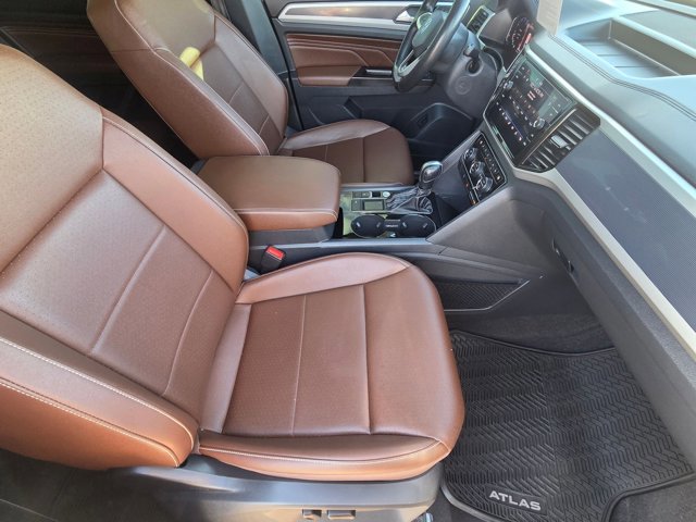 Used 2021 Volkswagen Atlas SEL R-Line image 20