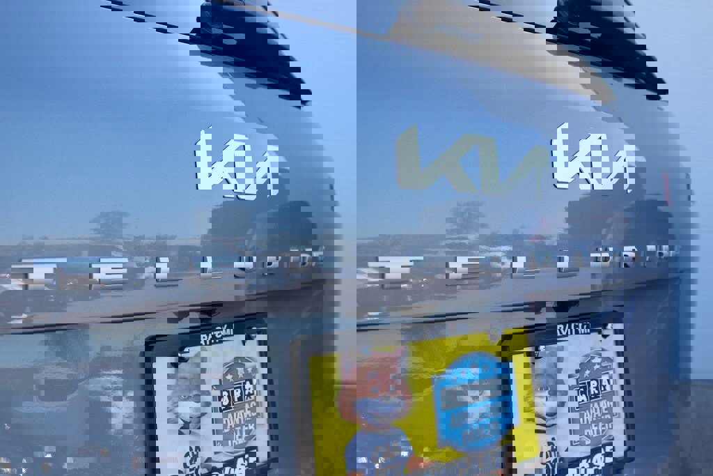 Used 2022 Kia Telluride EX image 16