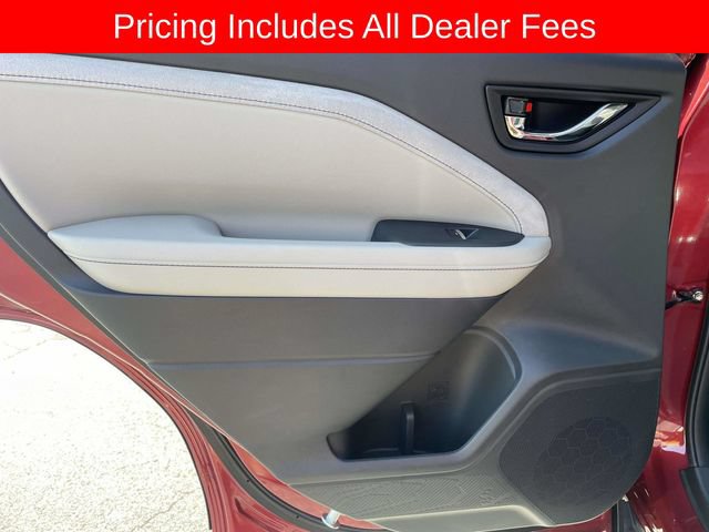 Used 2025 Subaru Forester Limited AWD/4WD image 16