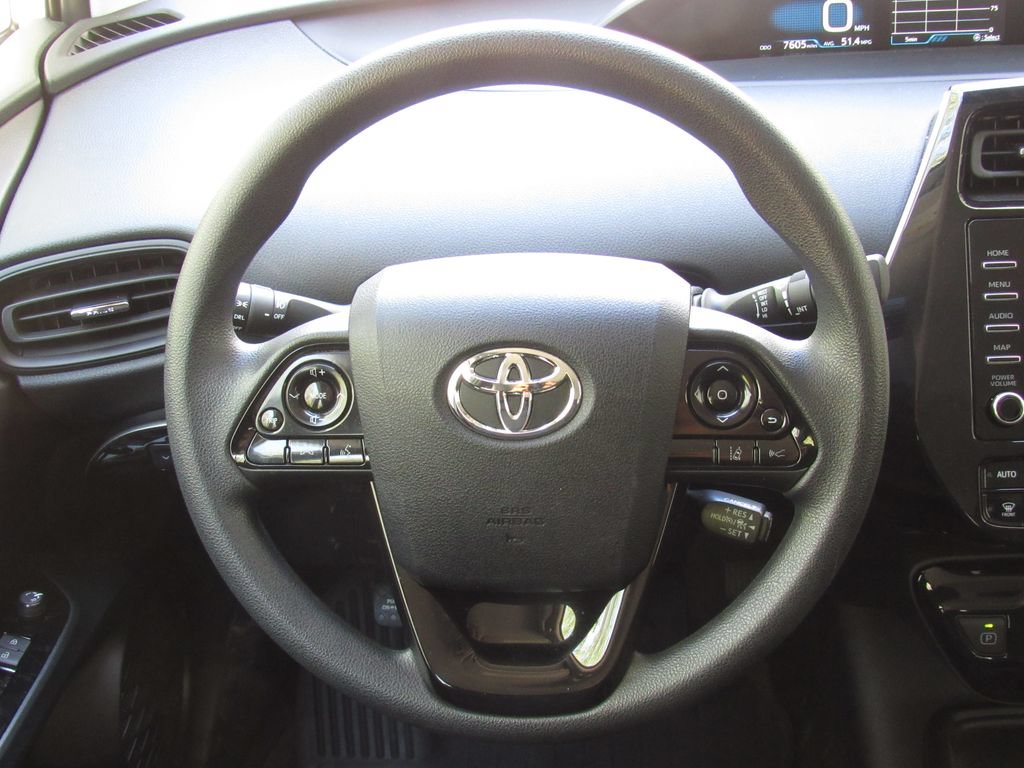 Certified 2020 Toyota Prius LE AWD/4WD image 23