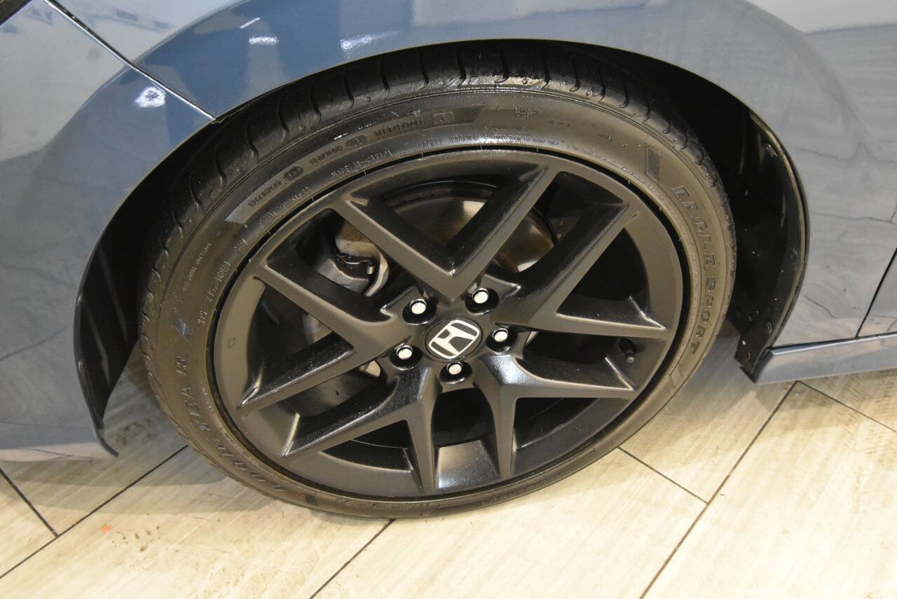 Used 2025 Honda Civic Sport image 10