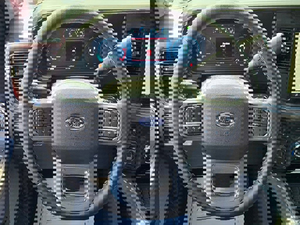 New 2026 Ford F350 Lariat w/ FX4 Off-Road Package image 15