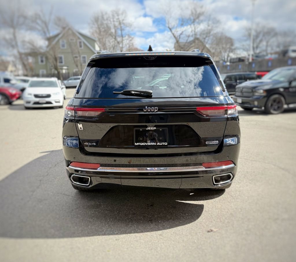 Used 2023 Jeep Grand Cherokee Overland w/ Luxury Tech Group IV image 10