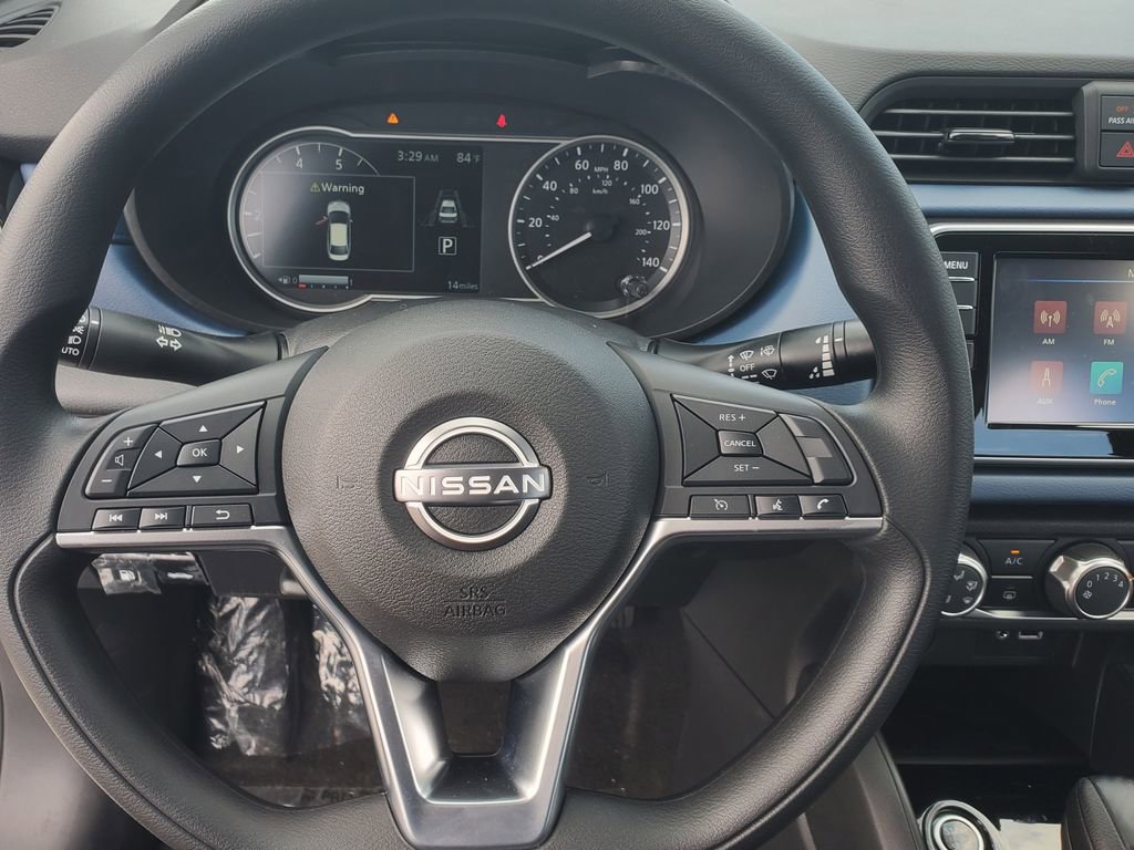 New 2025 Nissan Versa SV w/ Trunk Package FWD image 17