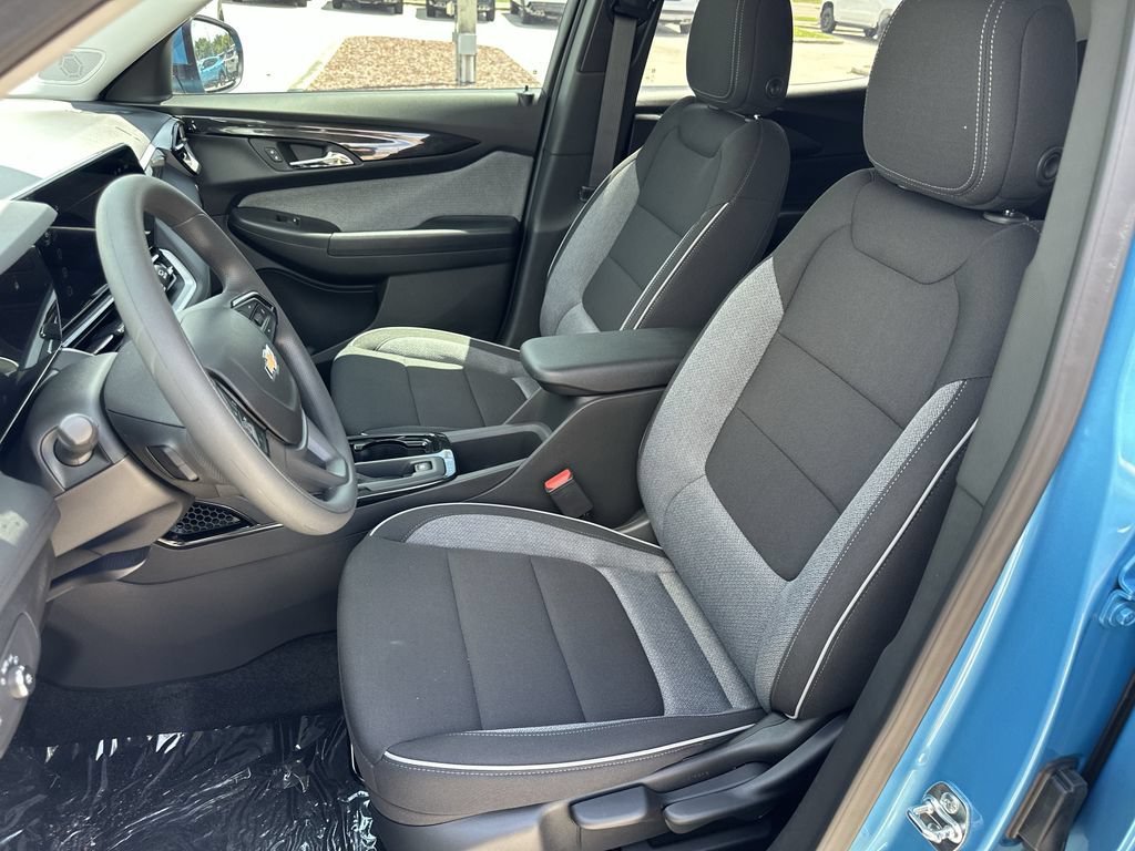 New 2026 Chevrolet TrailBlazer LT w/ Driver Confidence Package FWD image 13
