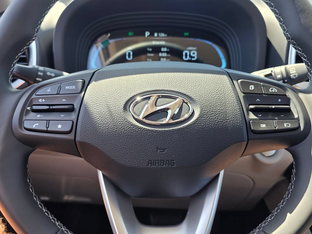 New 2026 Hyundai Venue SEL FWD image 21
