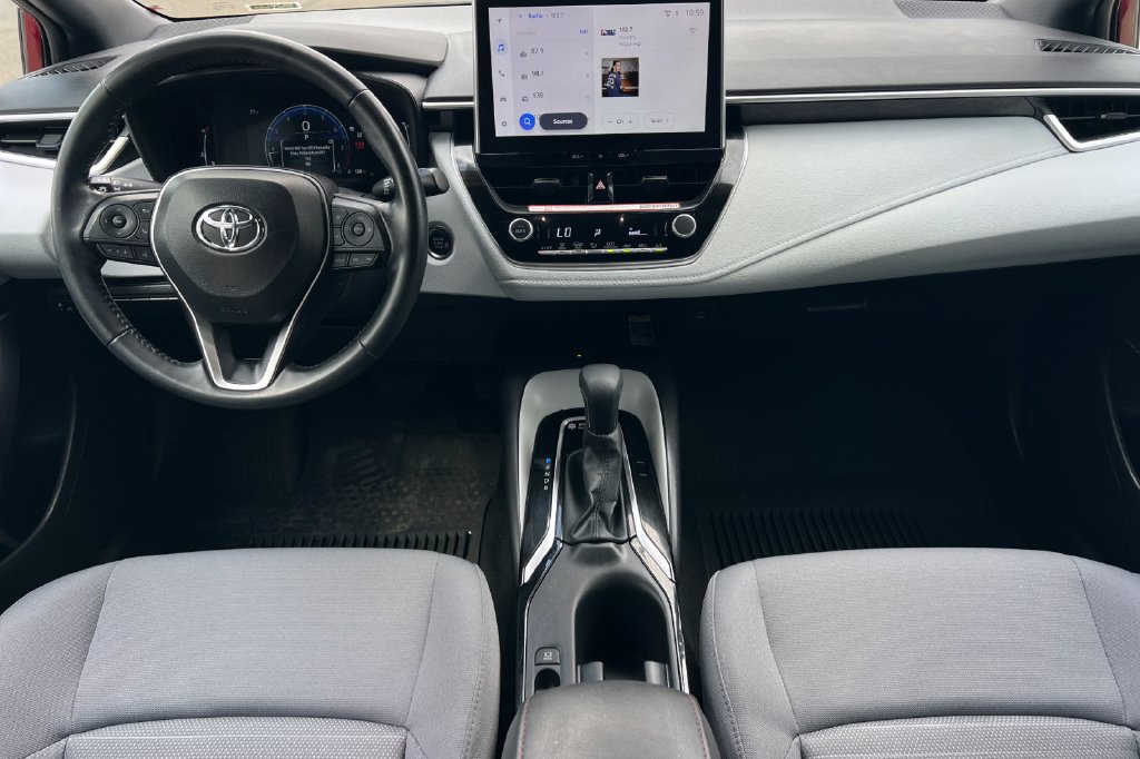 Certified 2025 Toyota Corolla SE w/ SE Premium Package FWD image 16