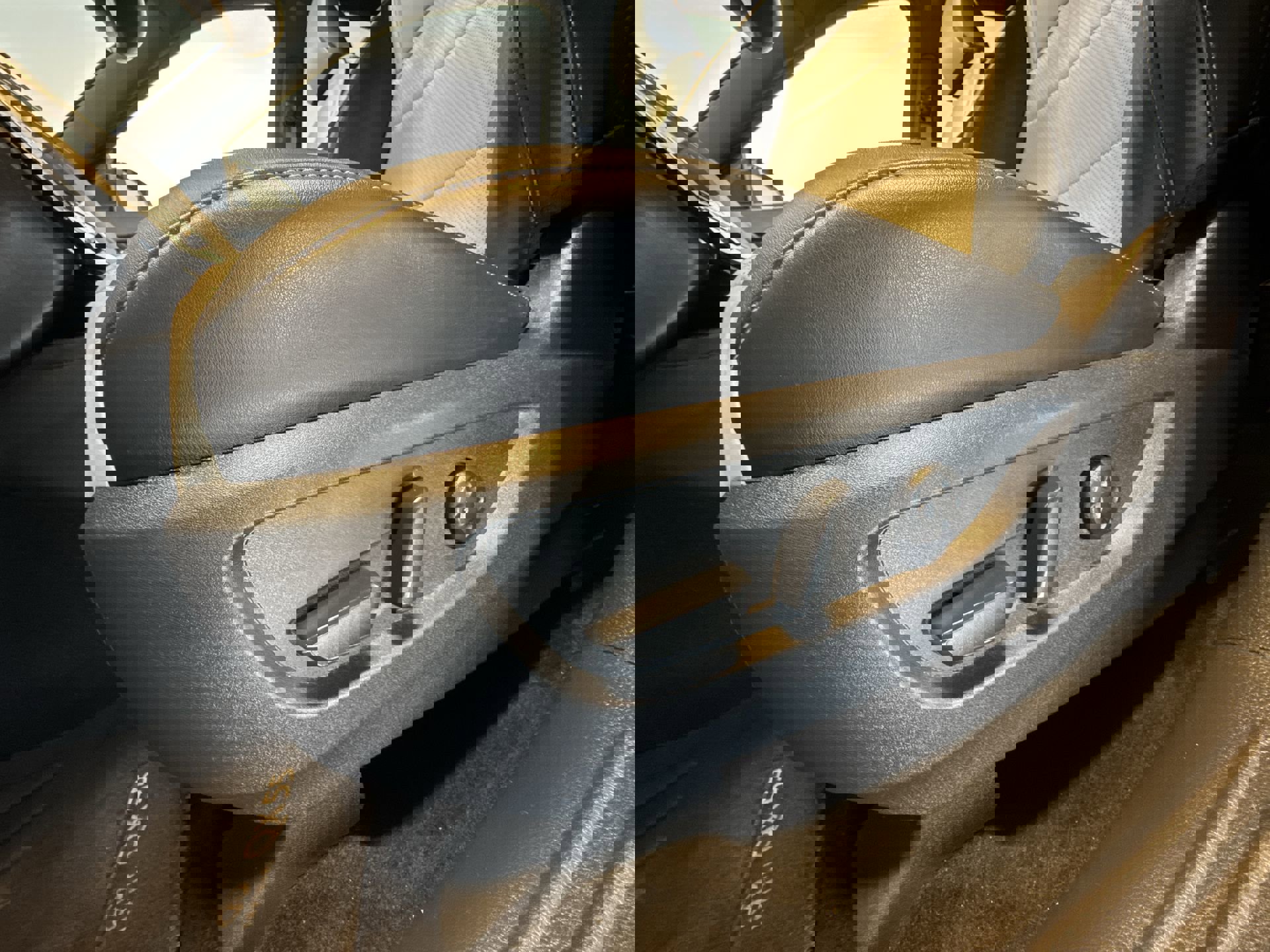 Certified 2025 INFINITI QX55 Luxe w/ Cargo Package image 12