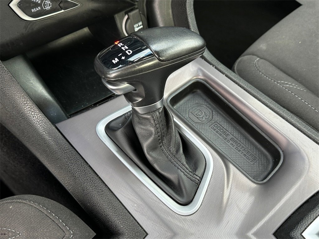 Used 2023 Dodge Charger SXT image 28