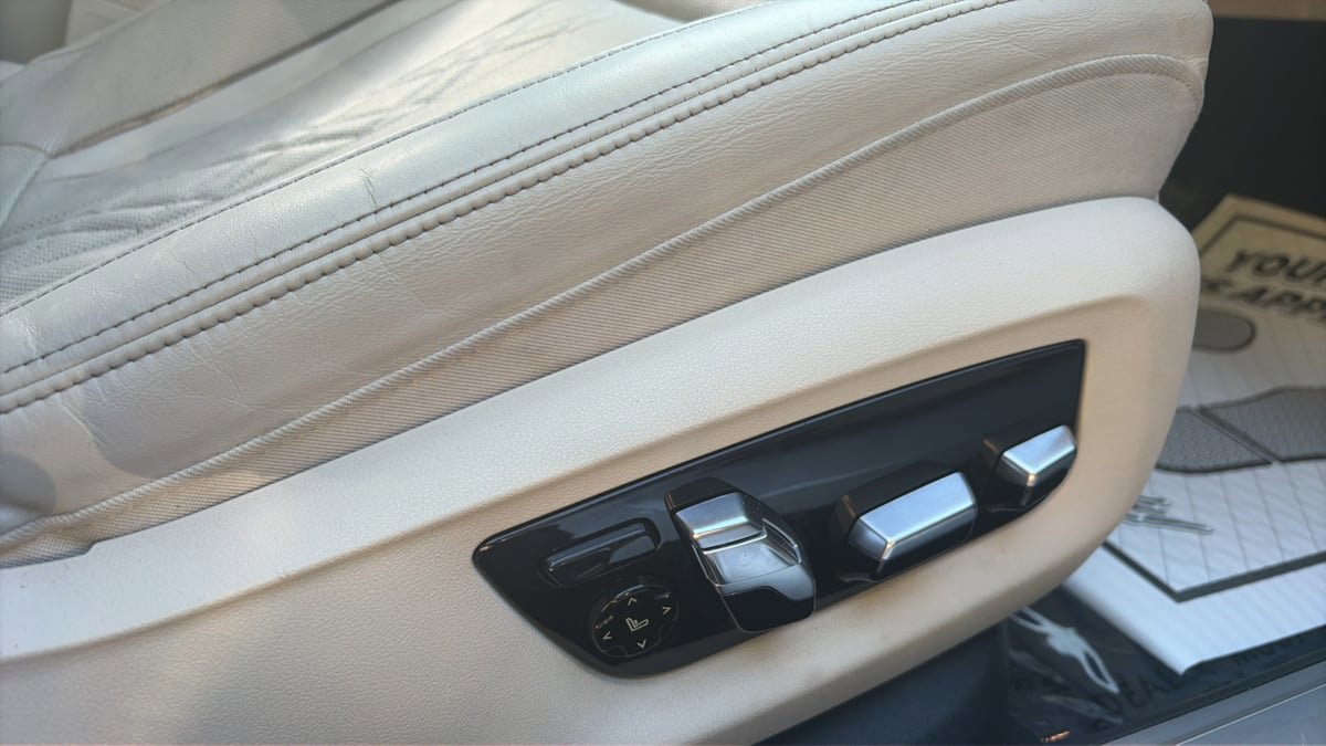 Used 2018 BMW 740i xDrive w/ Executive Package AWD/4WD image 21