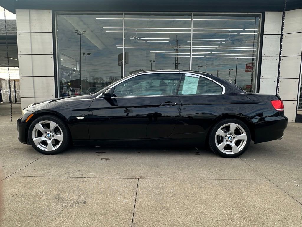 Used 2009 BMW 328i Convertible image 3