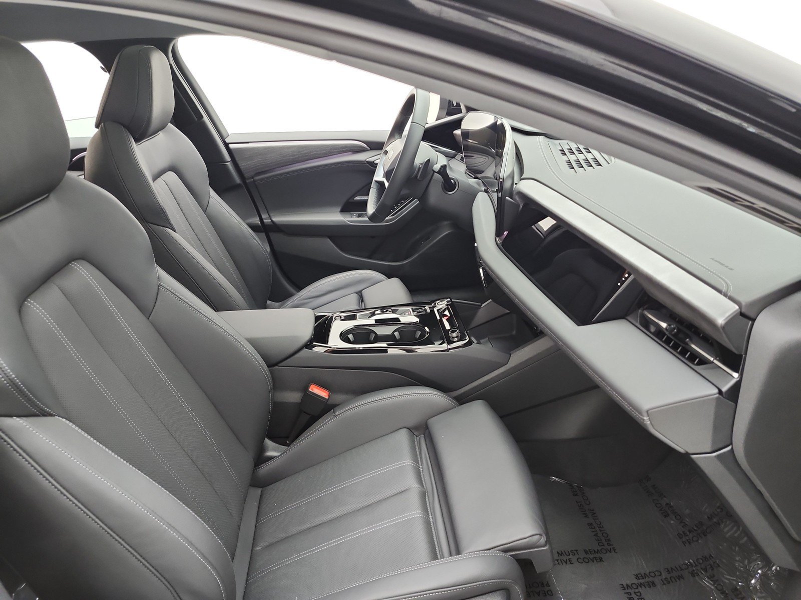 Used 2025 Audi A6 e-tron Premium Plus w/ Premium Plus RWD image 18