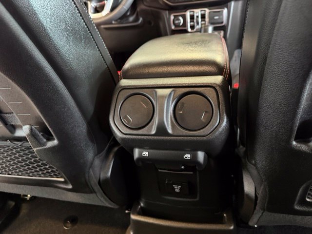 Used 2023 Jeep Wrangler Unlimited Rubicon 4xe AWD/4WD image 27