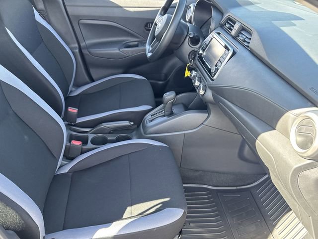 Used 2025 Nissan Versa S w/ Trunk Package image 19