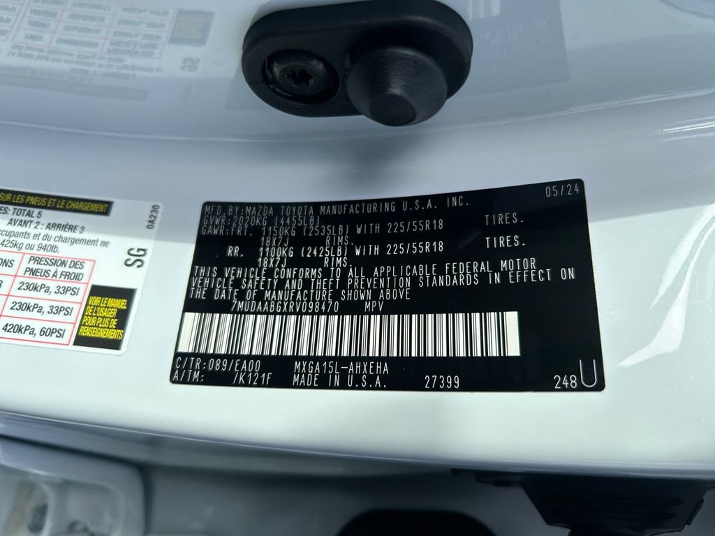 Used 2024 Toyota Corolla Cross XLE w/ Convenience Package AWD/4WD image 34