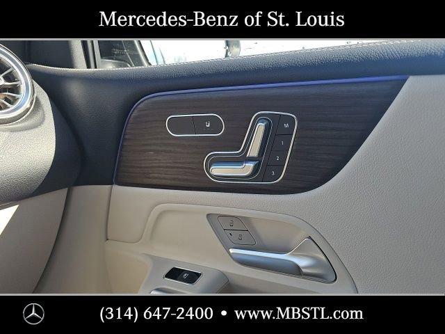 New 2026 Mercedes-Benz GLB 250 4MATIC image 28
