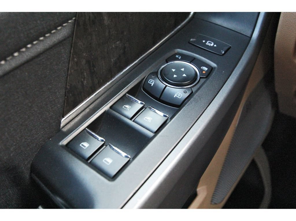 Used 2024 Ford F350 Lariat w/ Lariat Ultimate Package AWD/4WD image 21