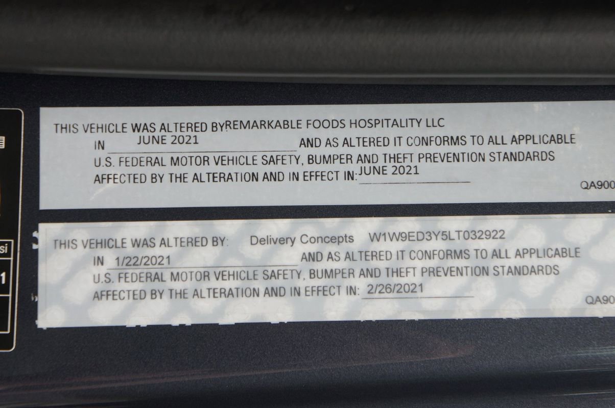 Used 2020 Mercedes-Benz Sprinter 4500 image 46