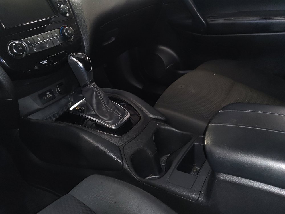 Used 2022 Nissan Rogue Sport S FWD image 26