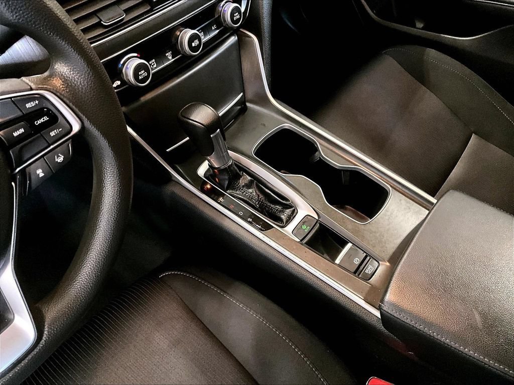 Used 2018 Honda Accord LX image 20