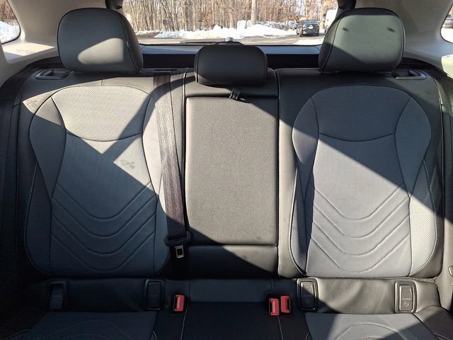 Certified 2025 Volkswagen Tiguan SE w/ Panoramic Sunroof Package AWD/4WD image 19