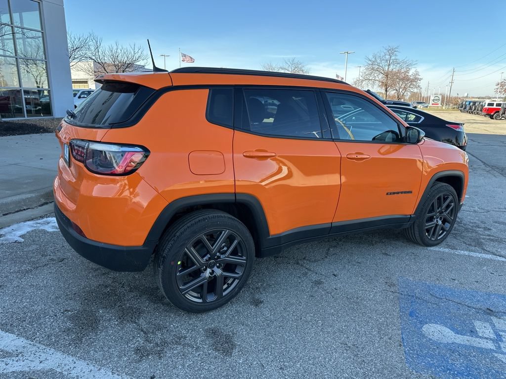 New 2026 Jeep Compass Latitude AWD/4WD image 31