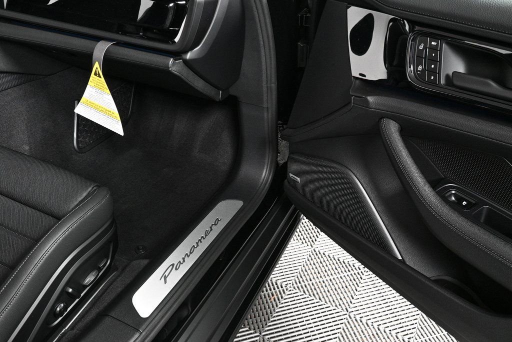 New 2026 Porsche Panamera image 26