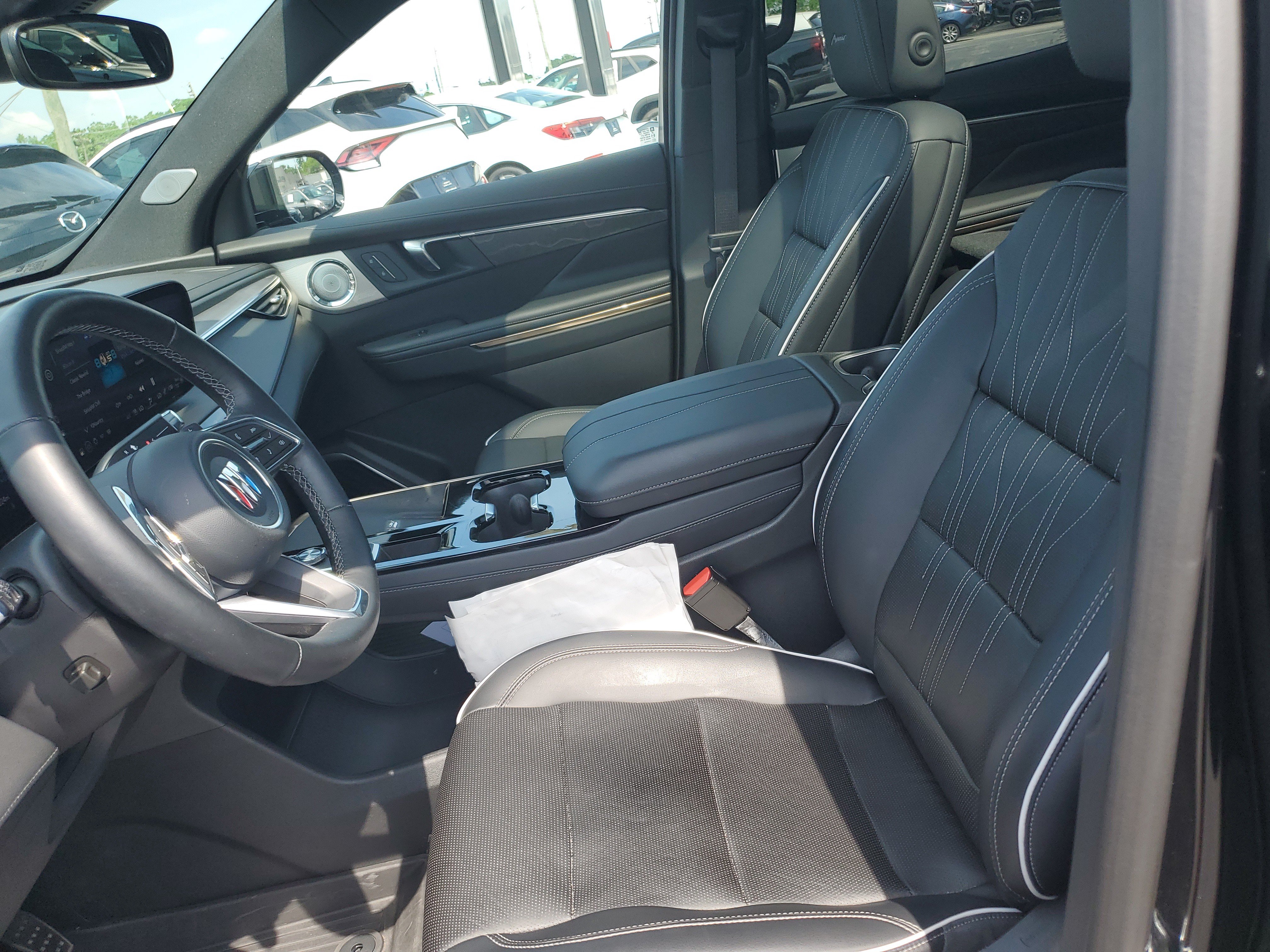 Used 2025 Buick Enclave Avenir w/ Trailering Package, 5000 lbs. AWD/4WD image 15