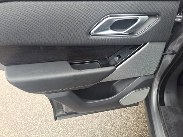 Used 2020 Land Rover Range Rover Velar R-Dynamic S image 14