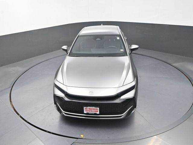 Certified 2023 Toyota Crown AWD/4WD image 23