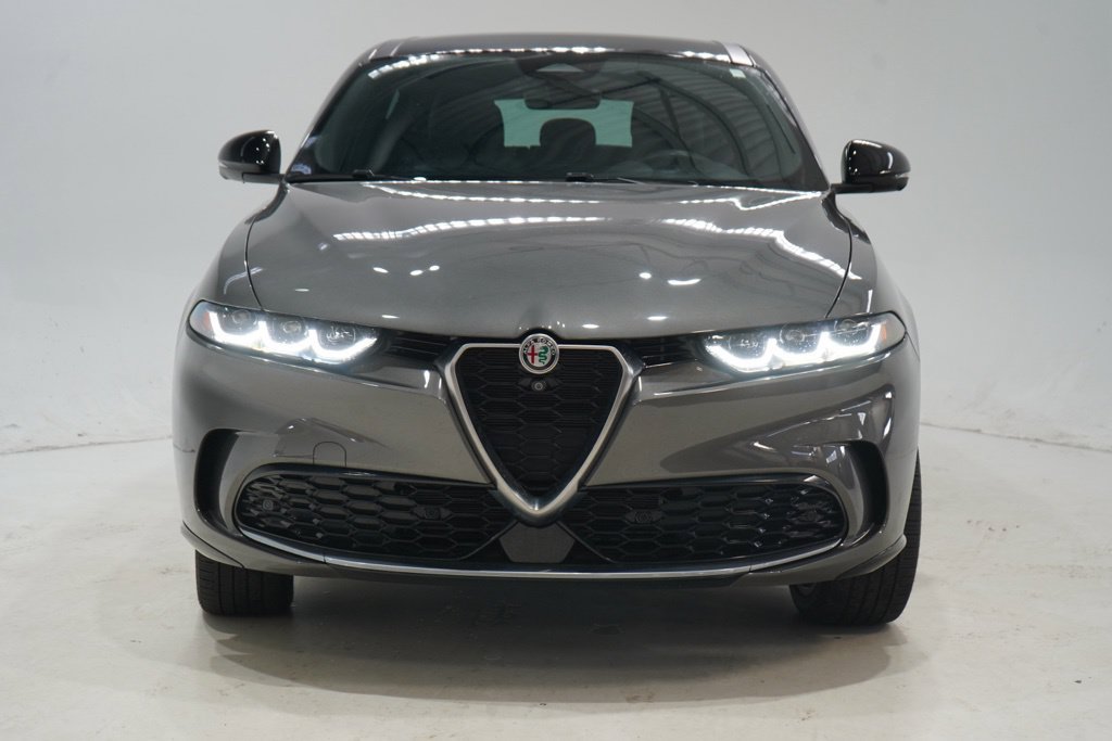 Used 2024 Alfa Romeo Tonale Ti AWD/4WD image 2