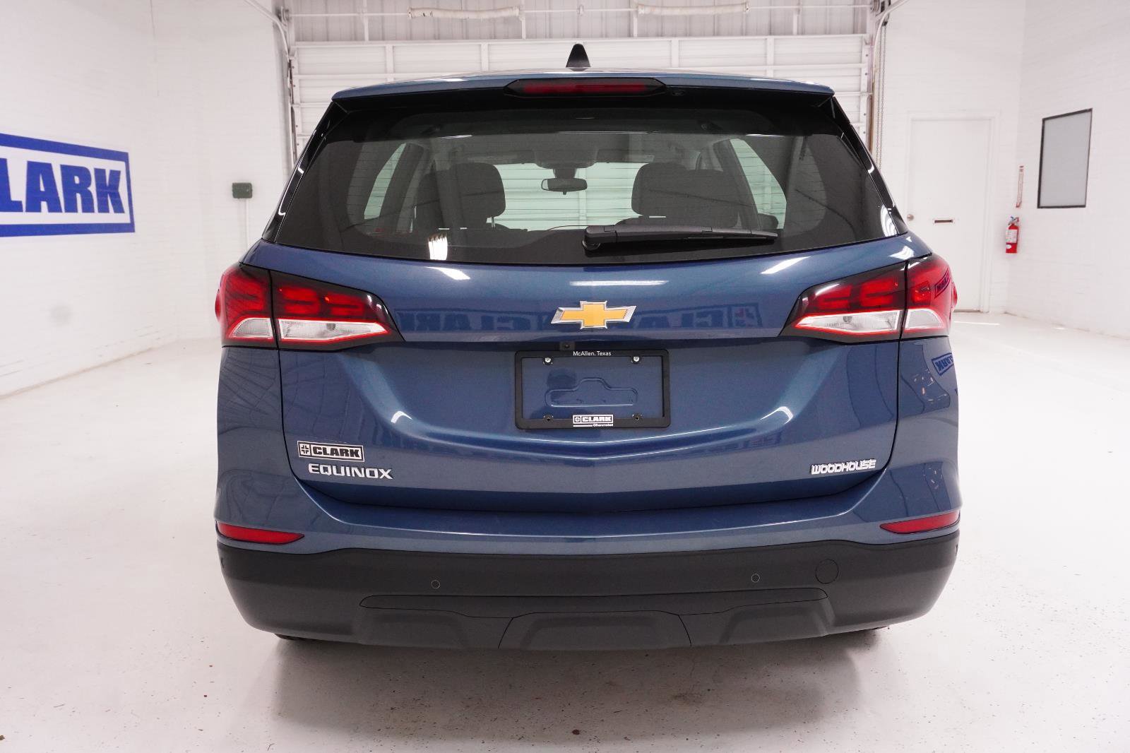 Used 2024 Chevrolet Equinox LS w/ Driver Confidence II Package image 6