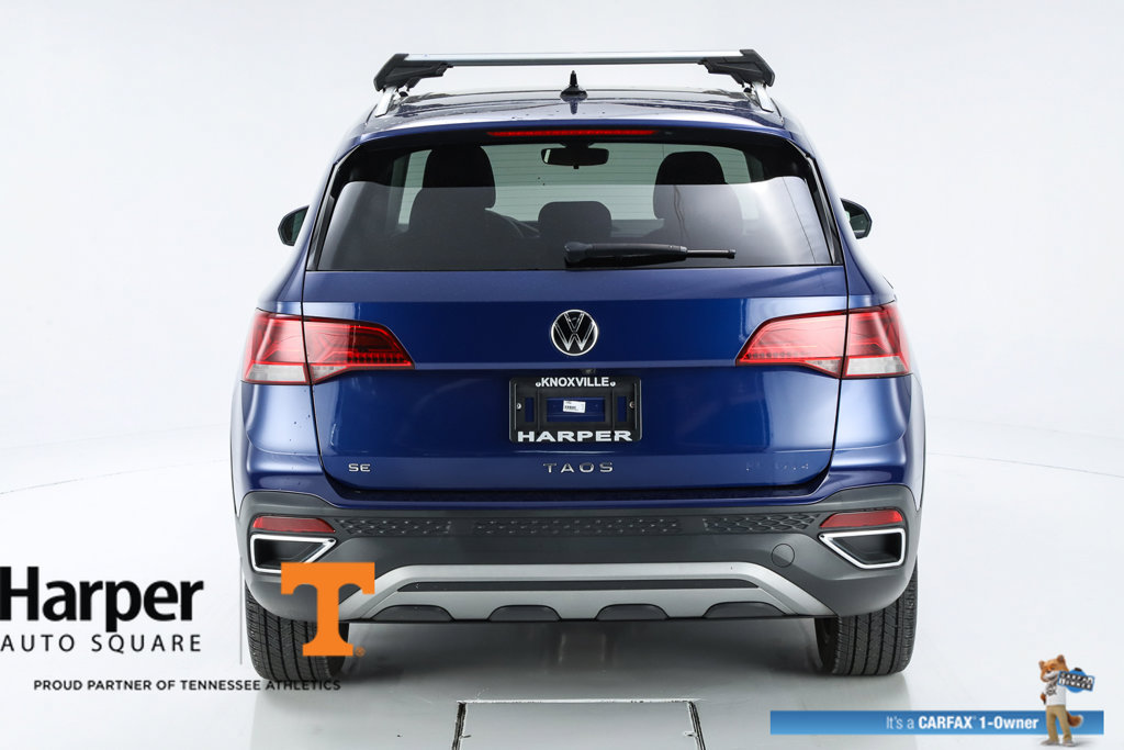 Used 2023 Volkswagen Taos SE w/ Panoramic Sunroof Package FWD image 46
