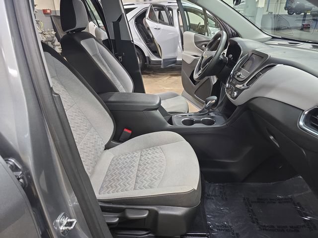 Used 2024 Chevrolet Equinox LS w/ Driver Confidence II Package AWD/4WD image 12